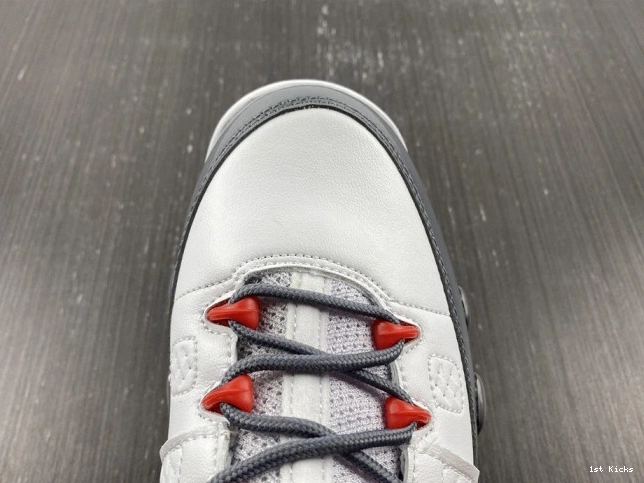 1st Kicks Shoes Fire Air CT8019-162 Jordan Red 9 0808